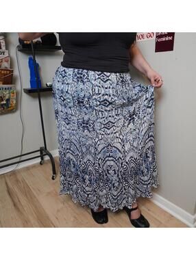 Roz & Ali blue boho maxi skirt plus size 2X/3X